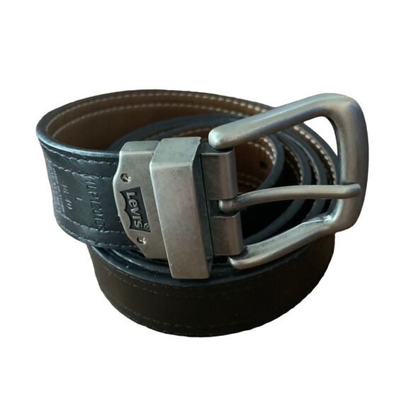 LEVI’S Reversible Brown & Black Reversible 1.5 in Belt Sz L - Picture 2 of 5